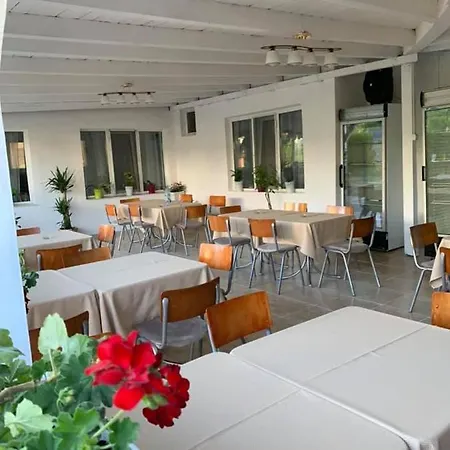 Dedy Guest house 2*